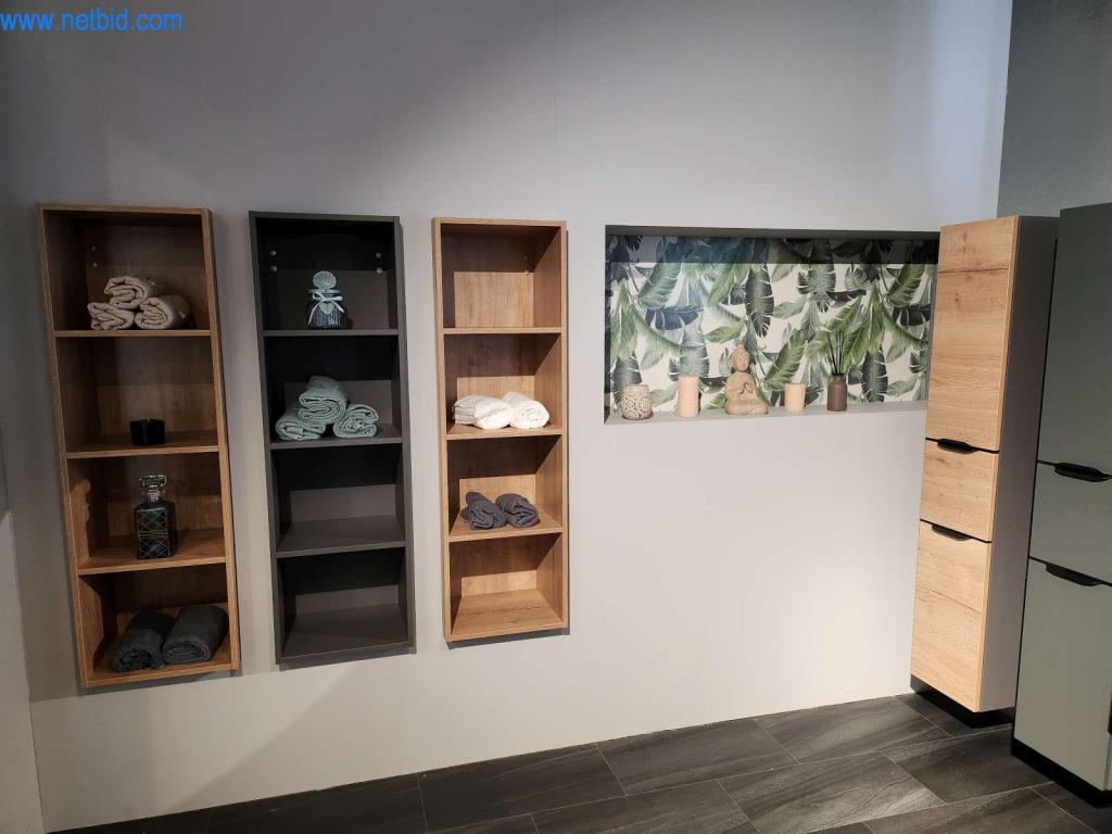 Kuchnie na wymiar, meble do salonu, meble łazienkowe, materiały dekoracyjne i kuchenne urządzenia elektryczne.-3