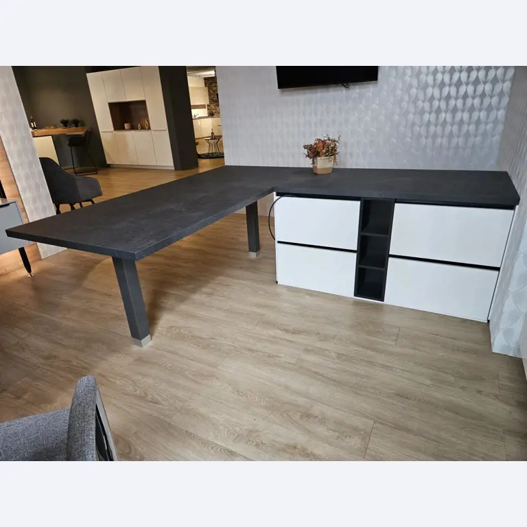Ingerichte keukens, woonkamermeubels, badkamermeubels, decoratiemateriaal en elektrische keukenapparaten-2