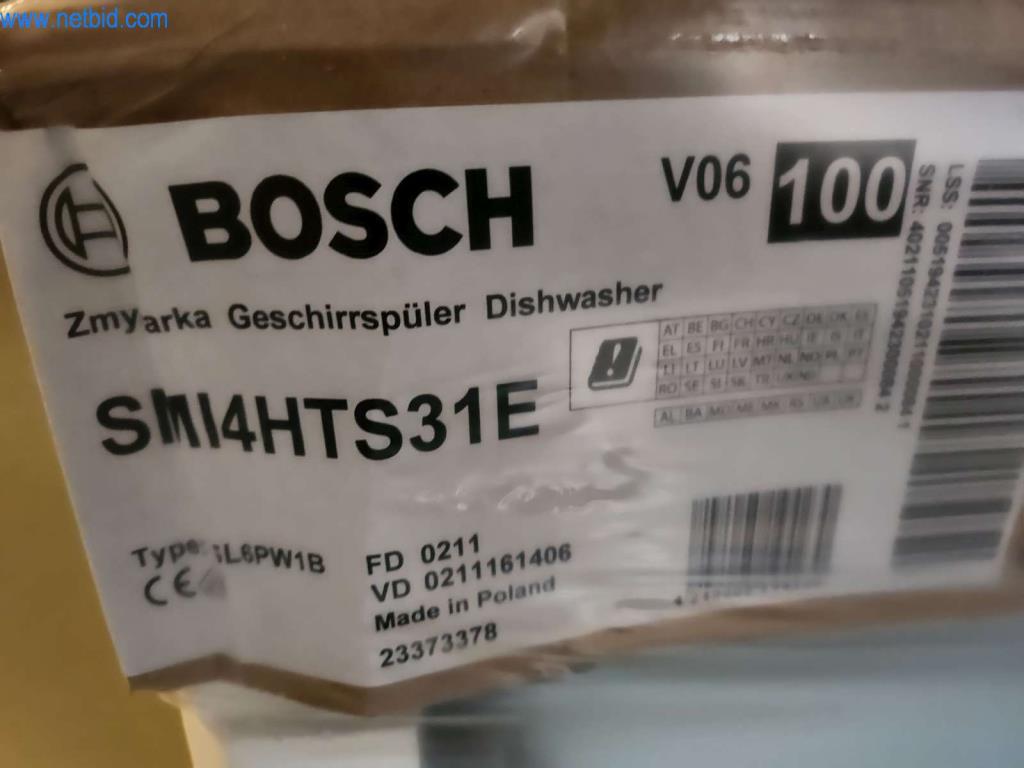 Kuchnie na wymiar, meble do salonu, meble łazienkowe, materiały dekoracyjne i kuchenne urządzenia elektryczne.-2