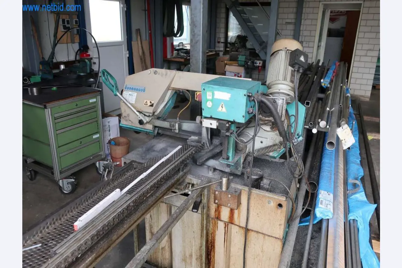Tour CNC bien entretenu-2