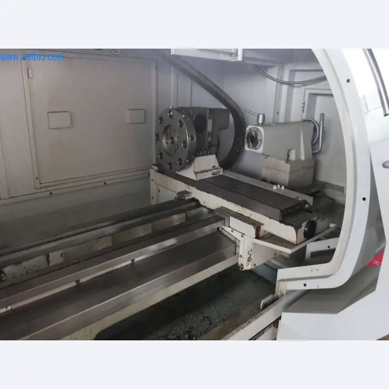 Torno CNC en buen estado
-4