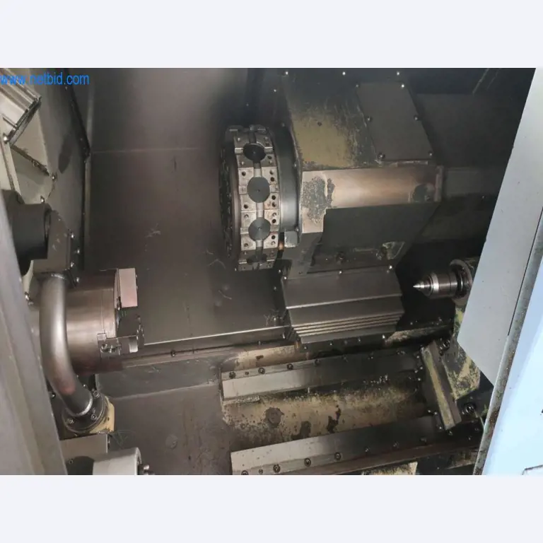 Torno CNC en buen estado
-6