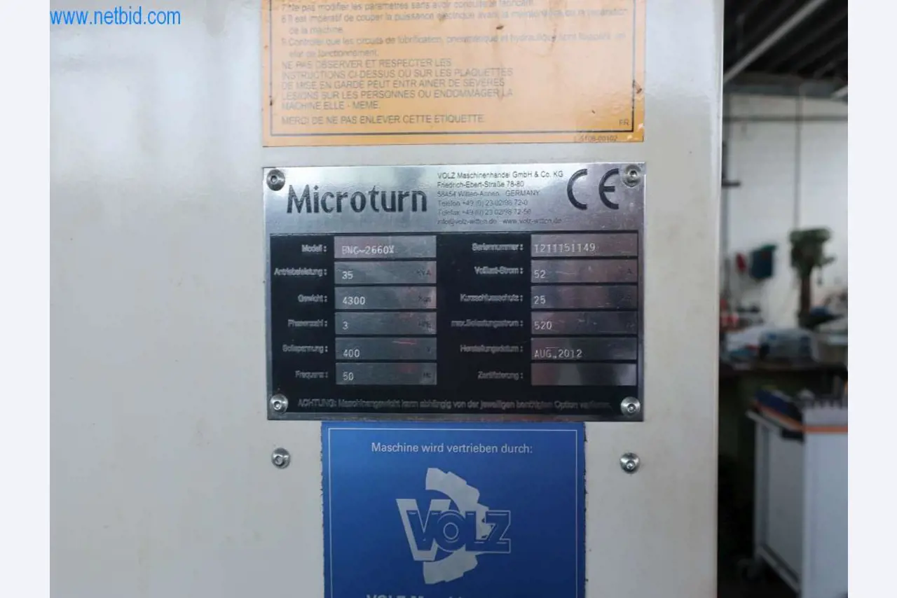 Torno CNC en buen estado
-9