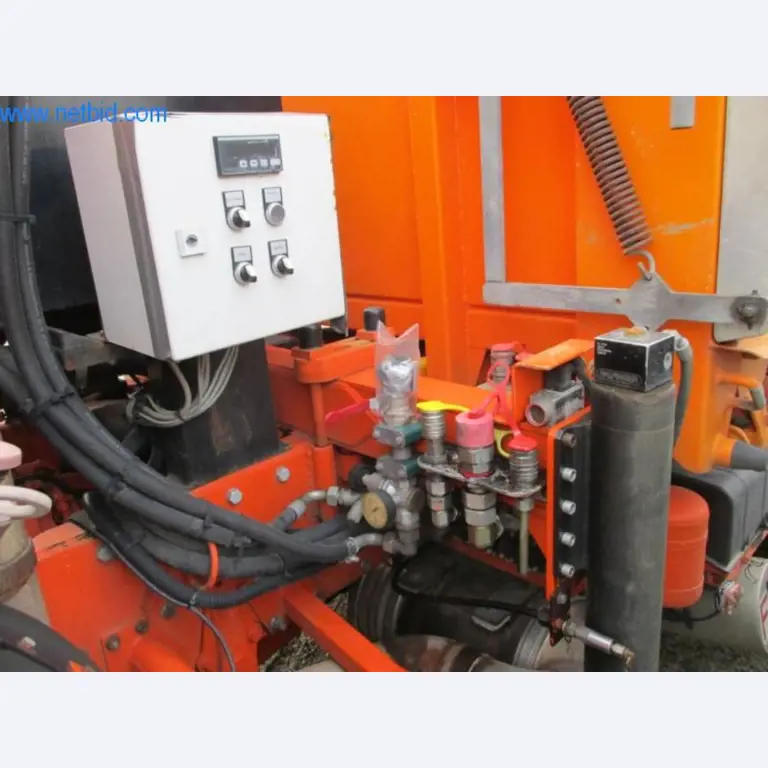 Maschinen aus dem Bereich Tiefbau / Glasfaserverlegung-8