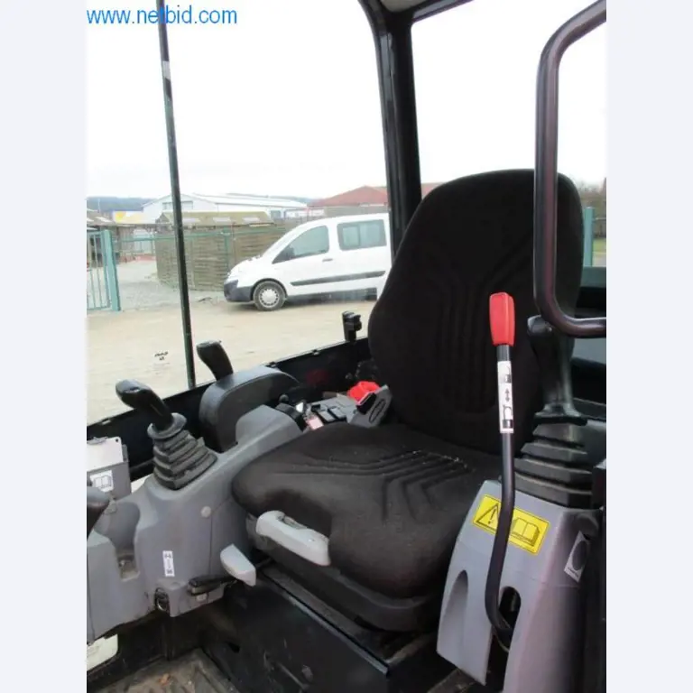 Machines from the field of civil engineering / fiberglass laying-15
