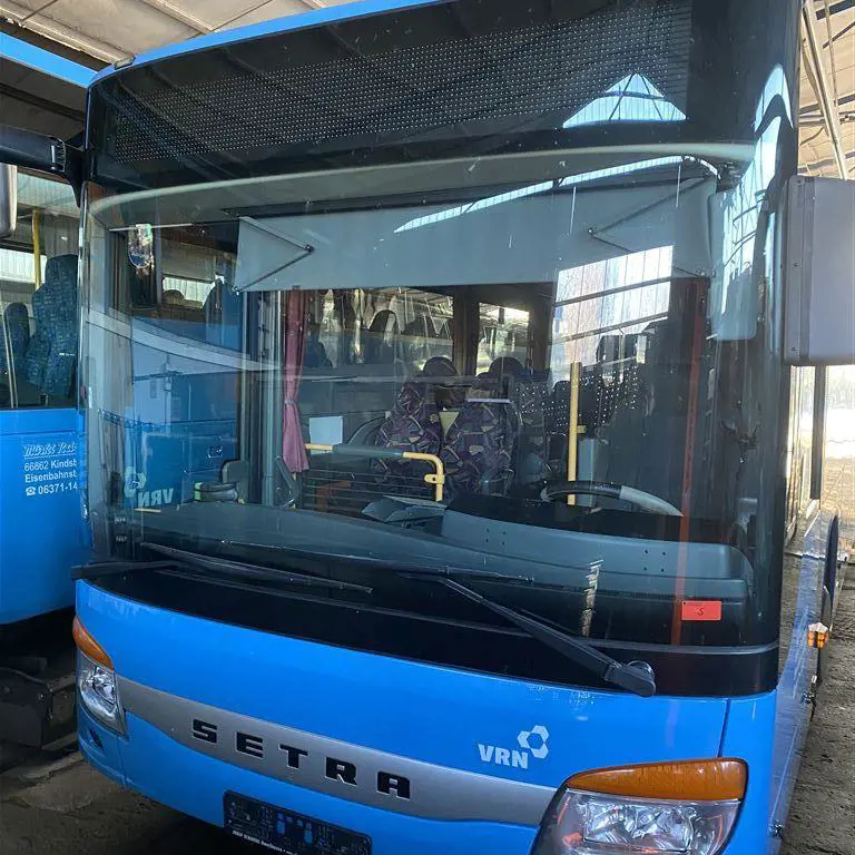 Niskopodłogowy autobus regularny (dopłata może ulec zmianie) Mercedes Benz/ EvoBus Setra S 415 NF