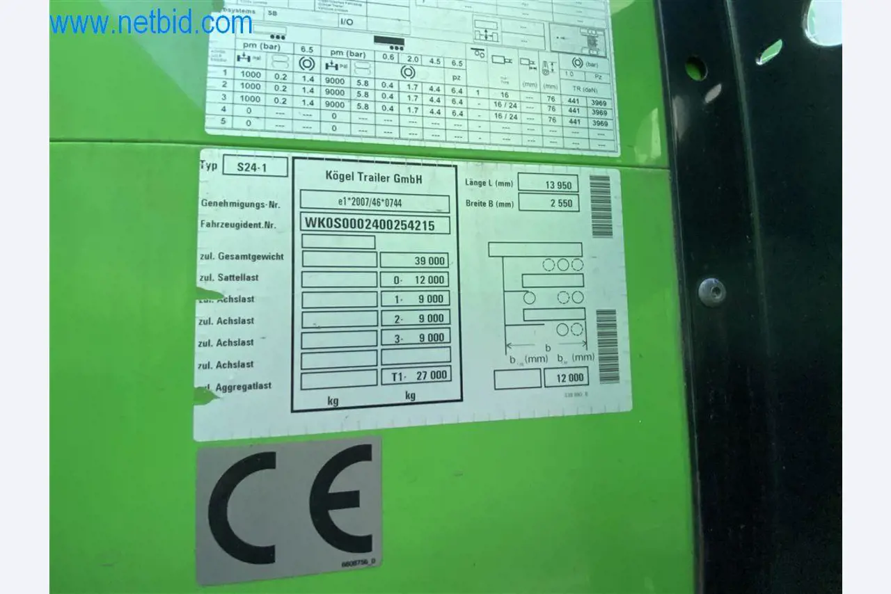 Equipamiento operativo y de oficina de una empresa de transportes-11