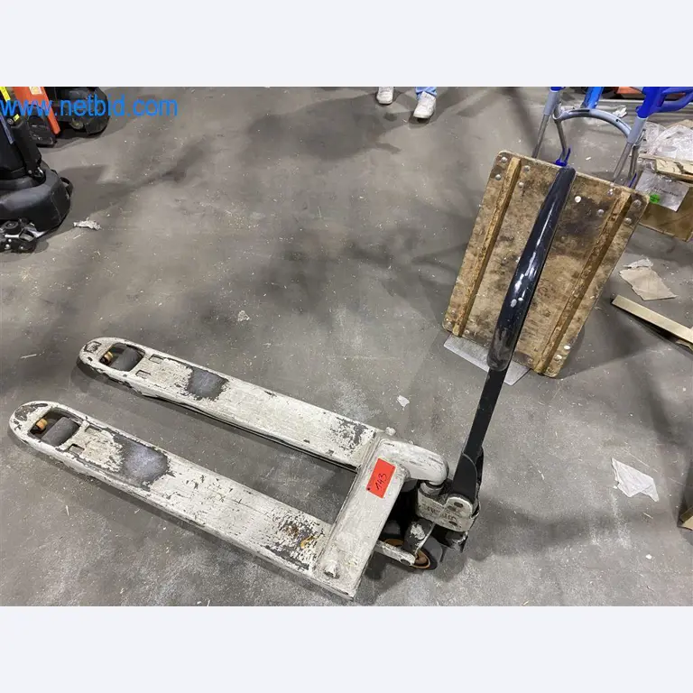 Bedrijfs- en kantooruitrusting van een transportbedrijf-1