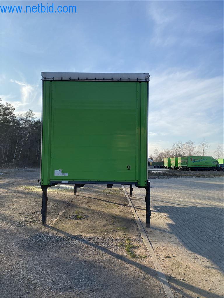 Equipamiento operativo y de oficina de una empresa de transportes-7