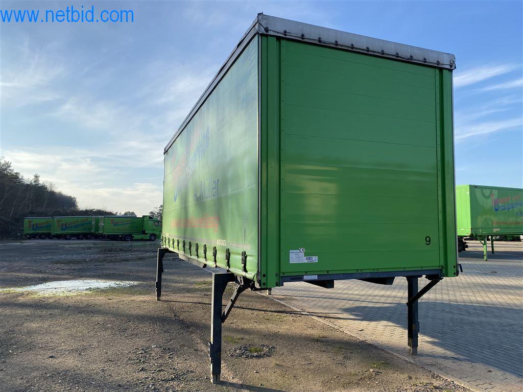 Equipamiento operativo y de oficina de una empresa de transportes-8