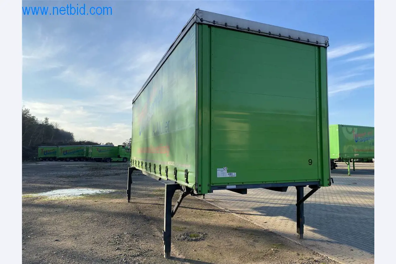 Material de exploração e de escritório de uma empresa de transportes-8