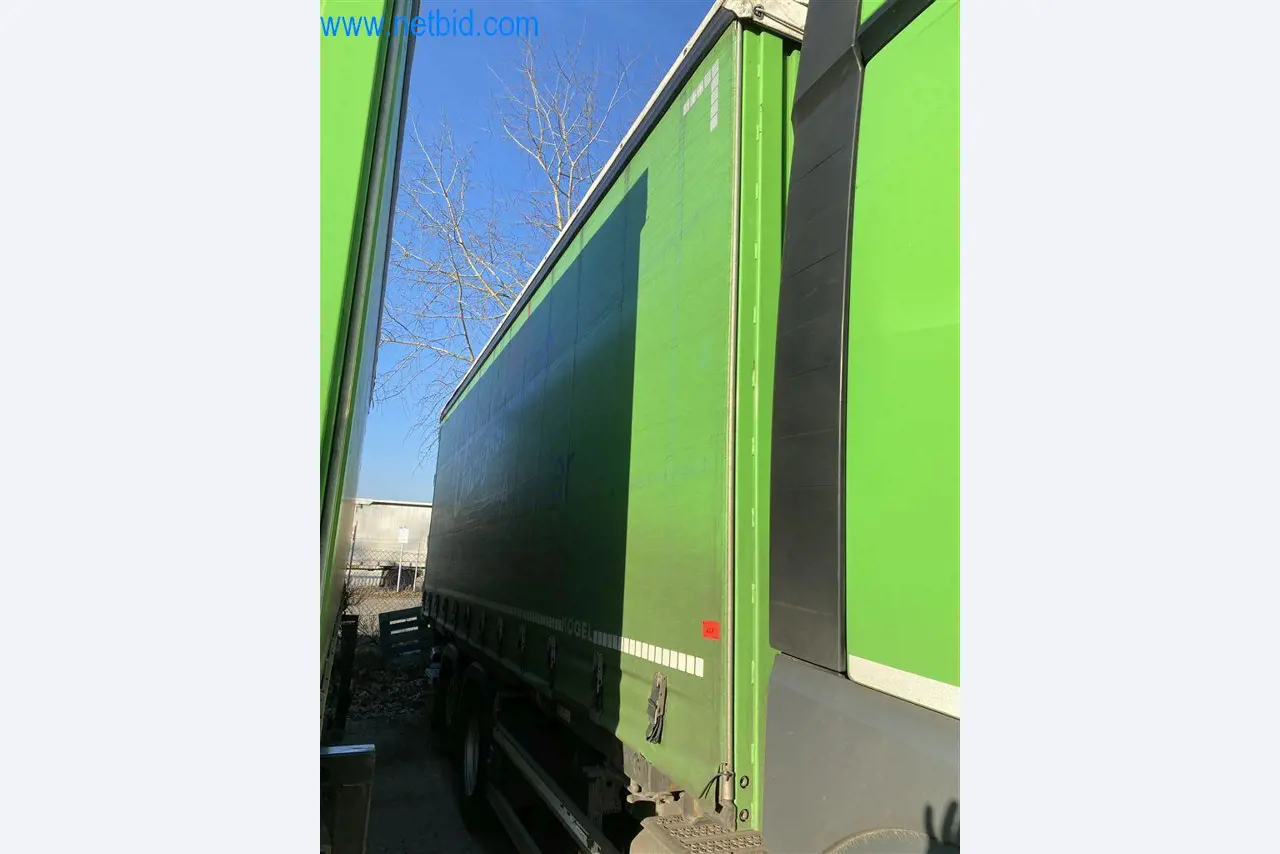 Material de exploração e de escritório de uma empresa de transportes-1