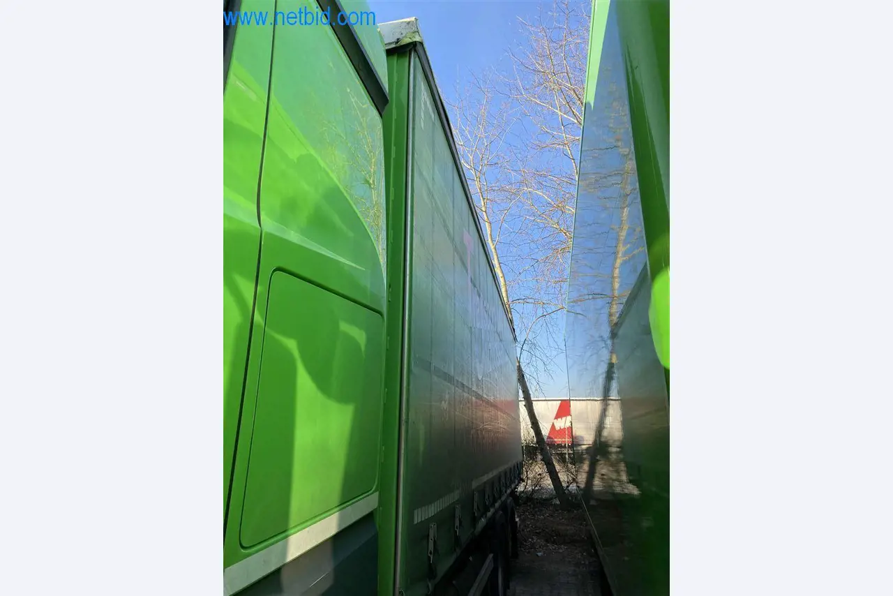 Material de exploração e de escritório de uma empresa de transportes-2