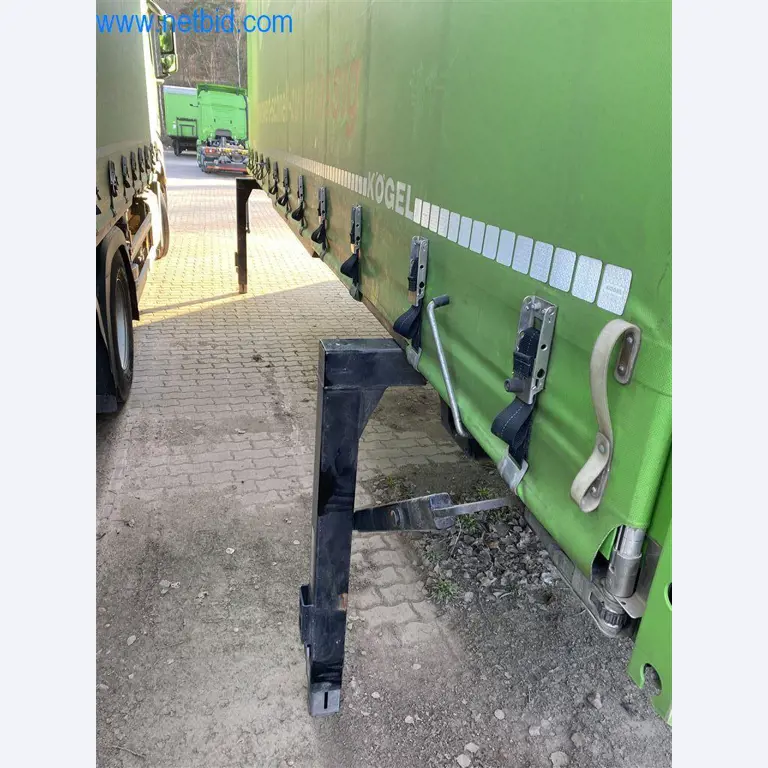 Material de exploração e de escritório de uma empresa de transportes-6