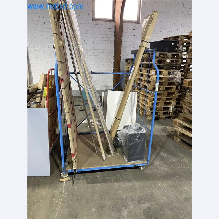 Provozní a kancelářské vybavení dopravního podniku-5