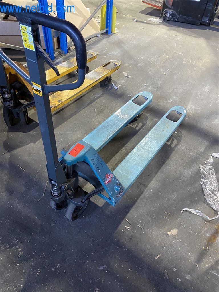 Provozní a kancelářské vybavení dopravního podniku-1