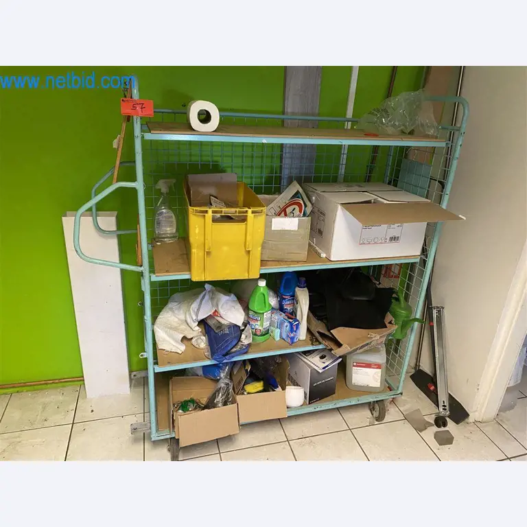 Wyposażenie operacyjne i biurowe firmy transportowej-1