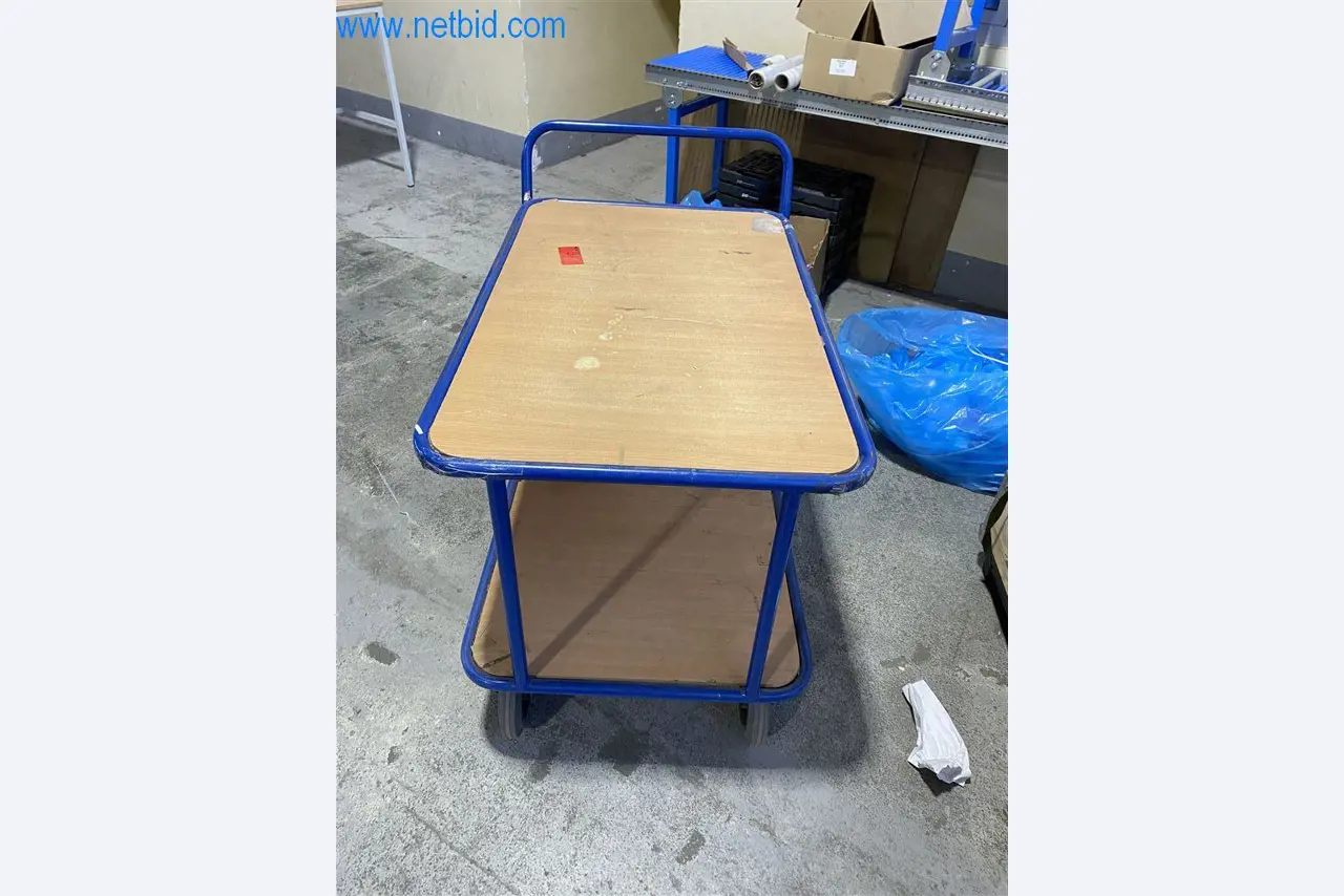 Equipamiento operativo y de oficina de una empresa de transportes-2