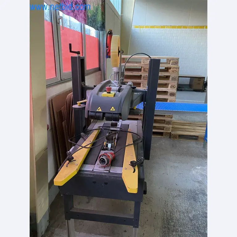 Equipamiento operativo y de oficina de una empresa de transportes-5