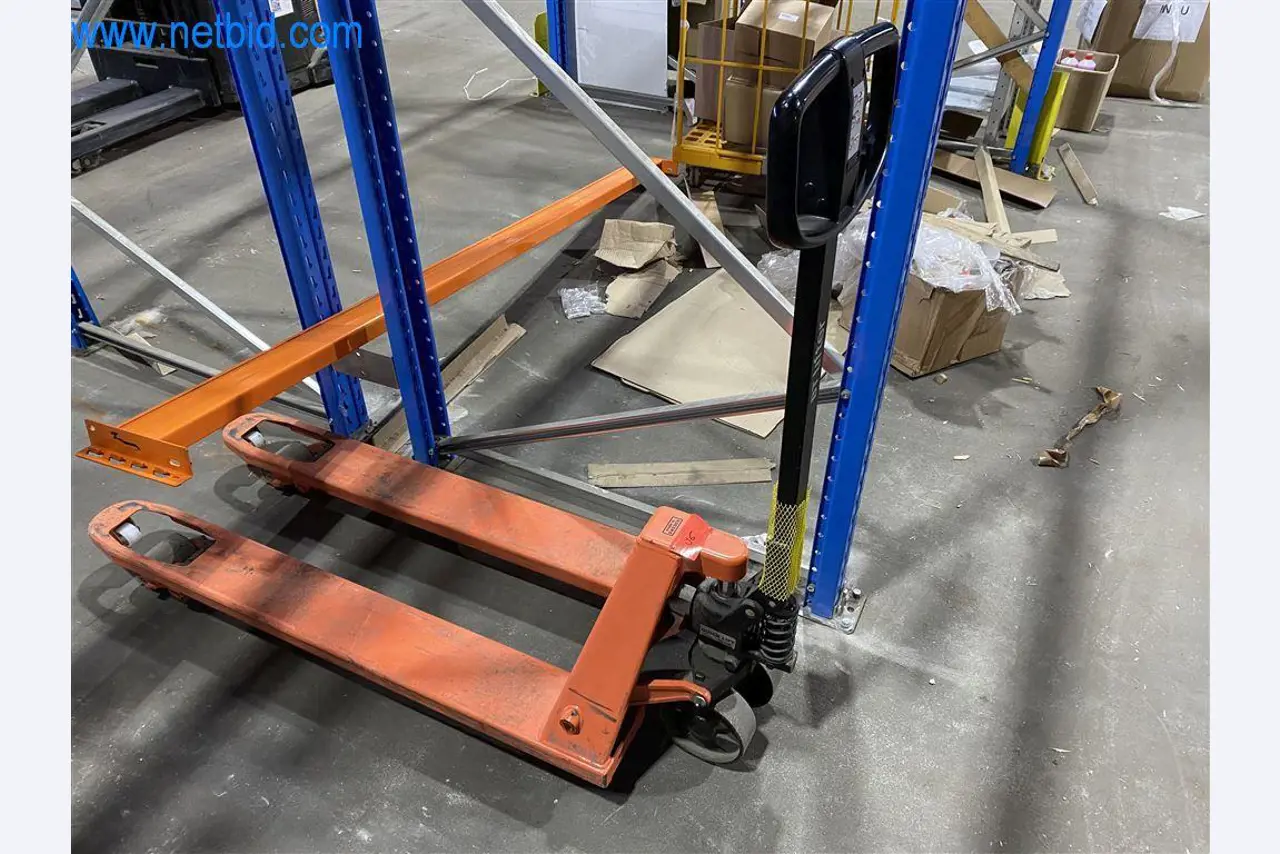 Provozní a kancelářské vybavení dopravního podniku-2