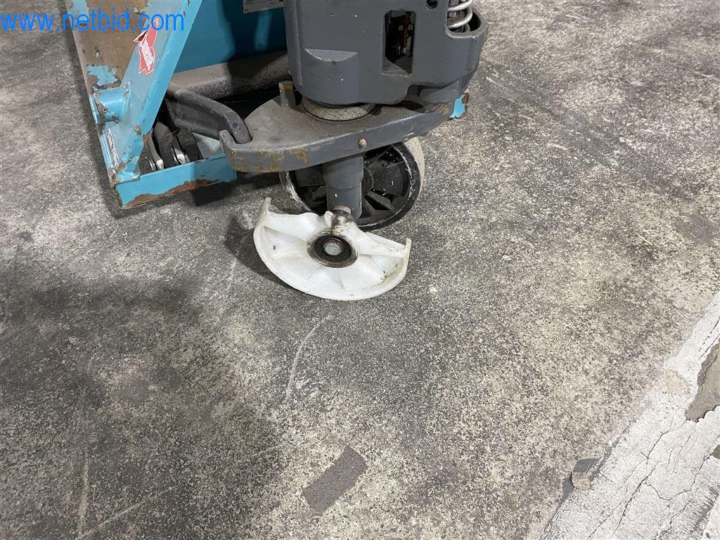 Operativna in pisarniška oprema podjetja za prevoz blaga-2