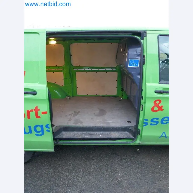 Bedrijfs- en kantooruitrusting van een transportbedrijf-23