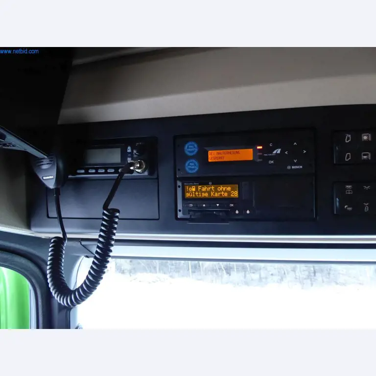Wyposażenie operacyjne i biurowe firmy transportowej-11