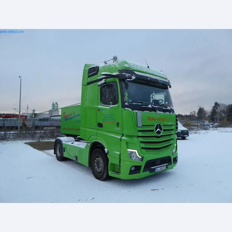 Wyposażenie operacyjne i biurowe firmy transportowej-2