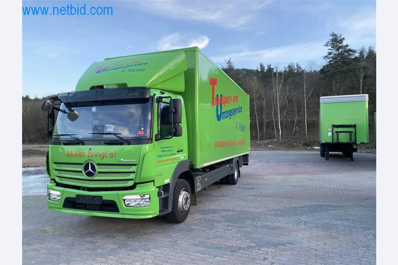 Material de exploração e de escritório de uma empresa de transportes-3