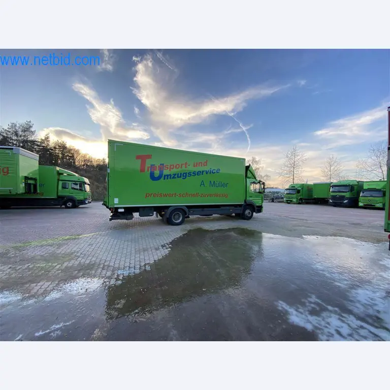Material de exploração e de escritório de uma empresa de transportes-9