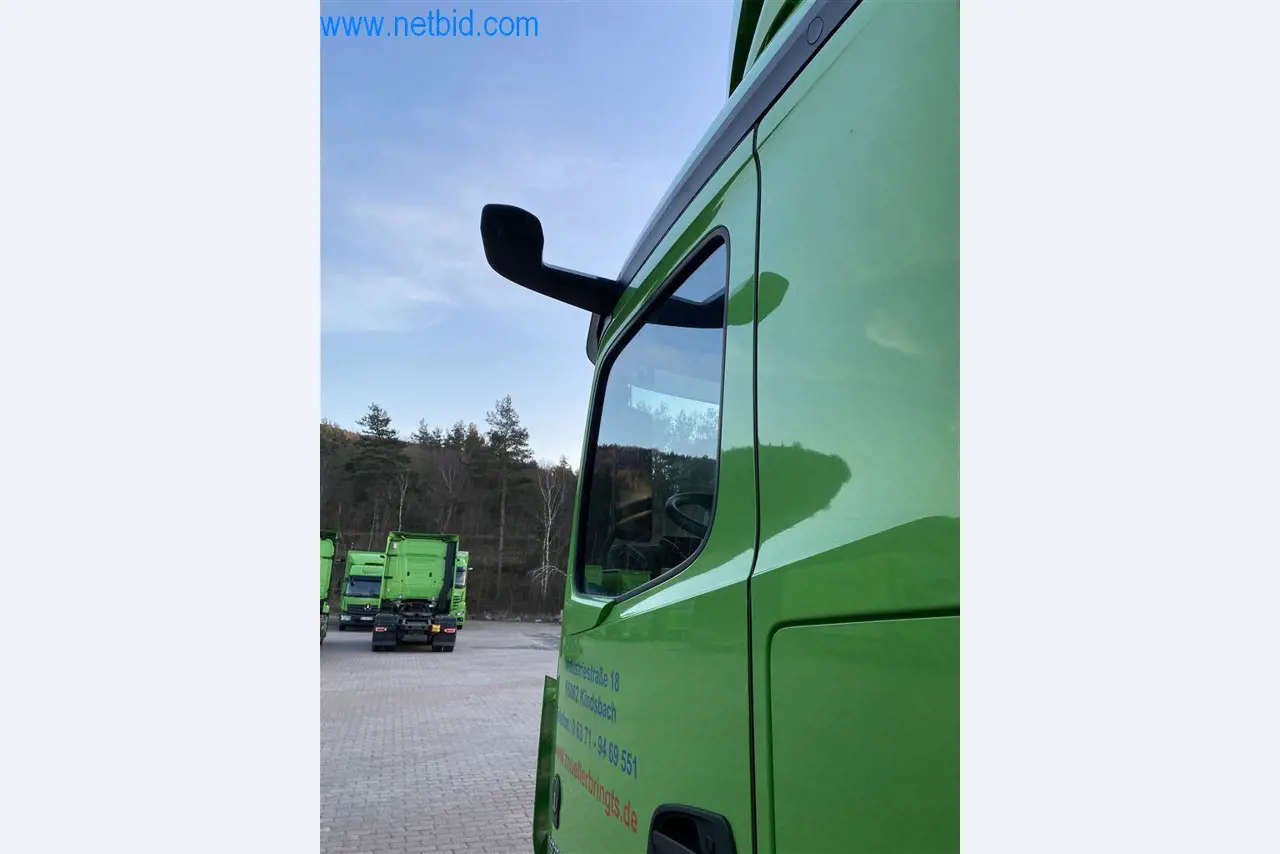Material de exploração e de escritório de uma empresa de transportes-12