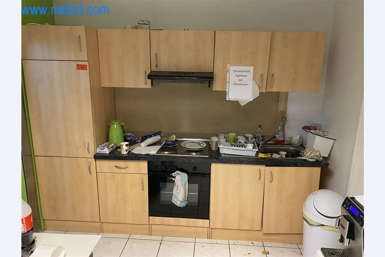 Betriebs- und Geschäftsausstattung eines Speditionsbetriebs-1