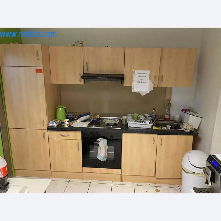 Betriebs- und Geschäftsausstattung eines Speditionsbetriebs-1