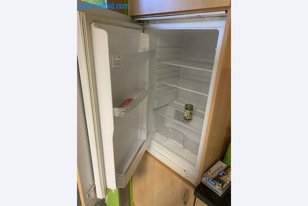 Betriebs- und Geschäftsausstattung eines Speditionsbetriebs-2