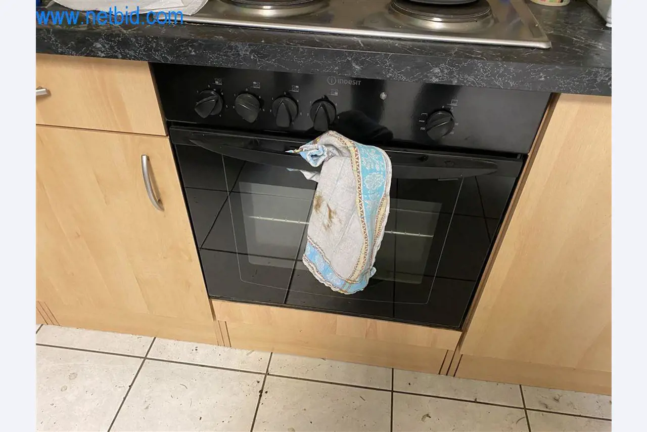 Betriebs- und Geschäftsausstattung eines Speditionsbetriebs-3