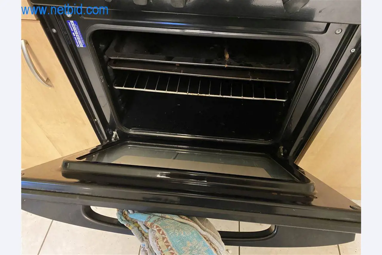 Betriebs- und Geschäftsausstattung eines Speditionsbetriebs-4