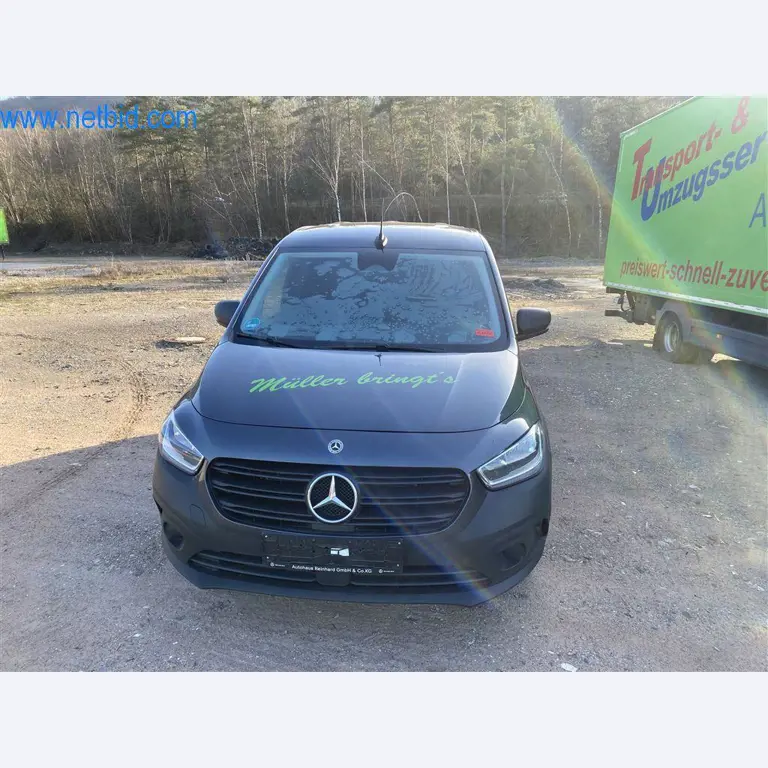 Material de exploração e de escritório de uma empresa de transportes-2