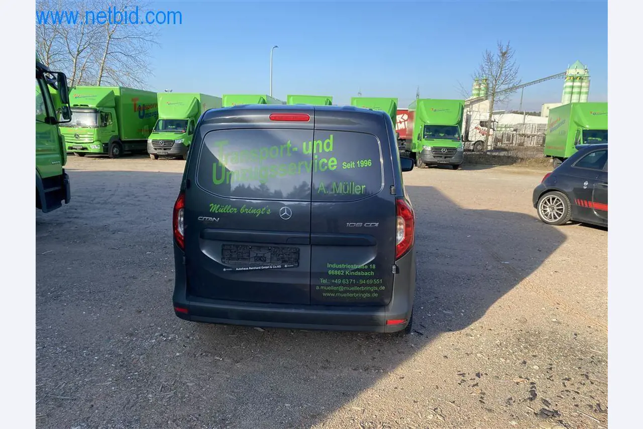 Material de exploração e de escritório de uma empresa de transportes-6