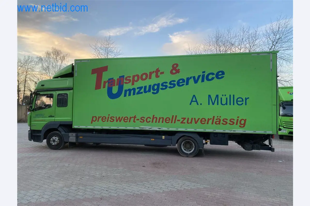 Material de exploração e de escritório de uma empresa de transportes-11