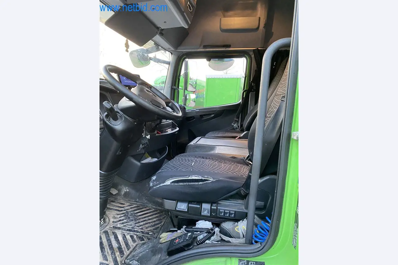 Material de exploração e de escritório de uma empresa de transportes-13
