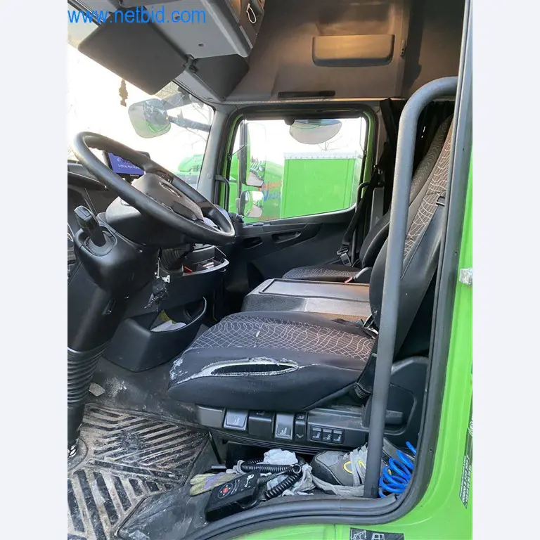 Material de exploração e de escritório de uma empresa de transportes-13
