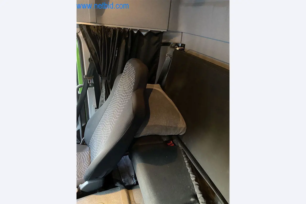 Material de exploração e de escritório de uma empresa de transportes-19