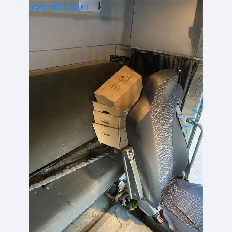 Material de exploração e de escritório de uma empresa de transportes-20