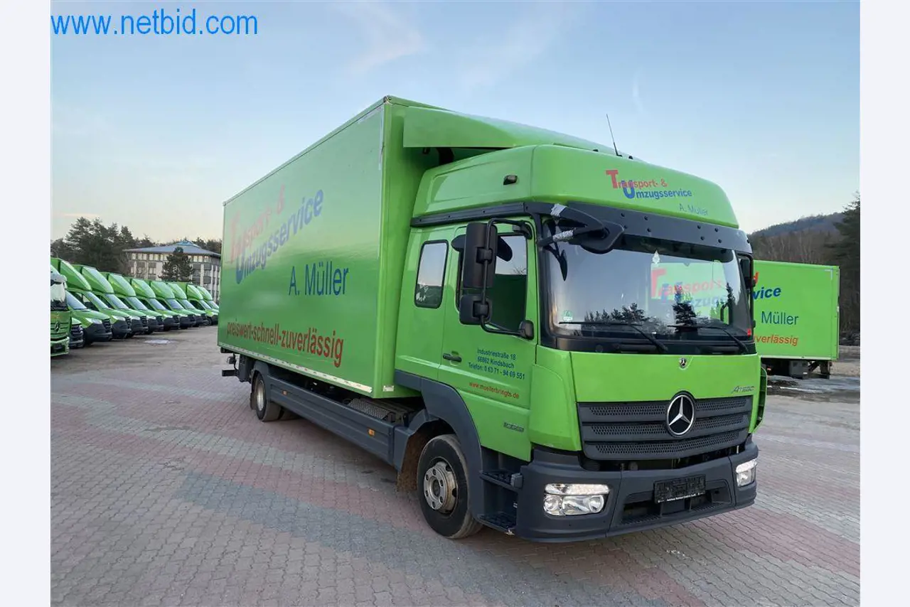 Material de exploração e de escritório de uma empresa de transportes-3