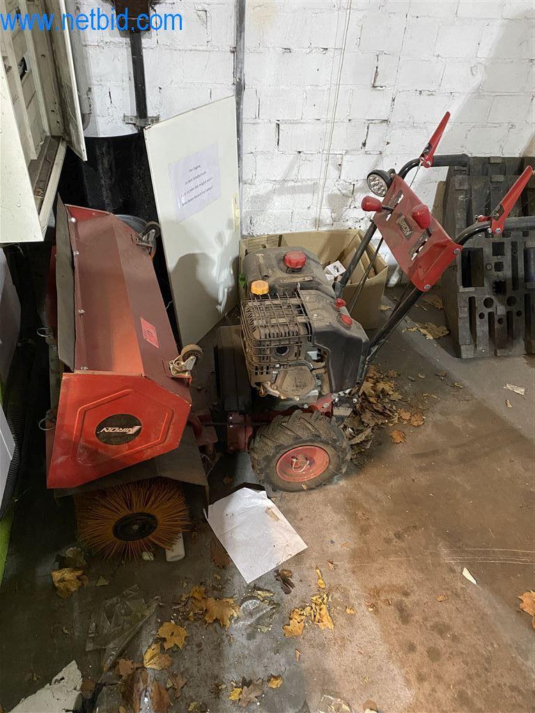 Equipamiento operativo y de oficina de una empresa de transportes-1