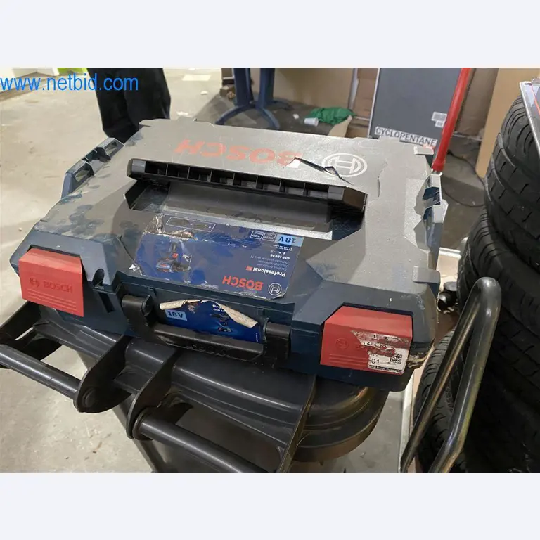 Equipamiento operativo y de oficina de una empresa de transportes-2