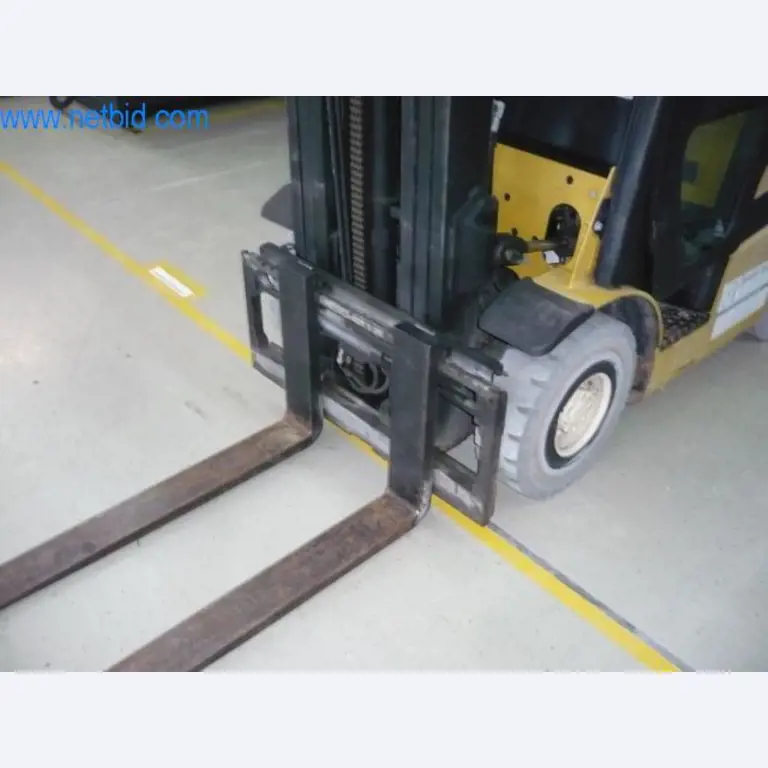 CNC draai-/freescentrum/machines, industriële trucks, kantoor- en bedrijfsuitrusting-2