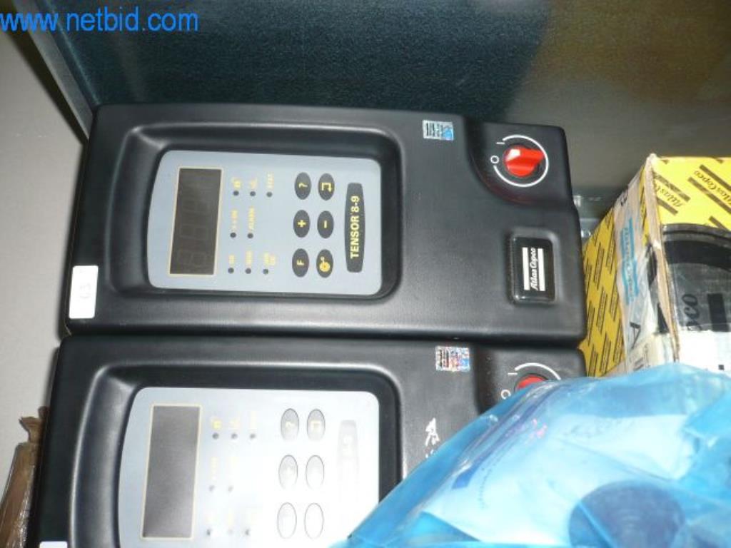 Centre de tournage/fraisage CNC / machines, chariots de manutention, équipement de bureau et de commerce-3