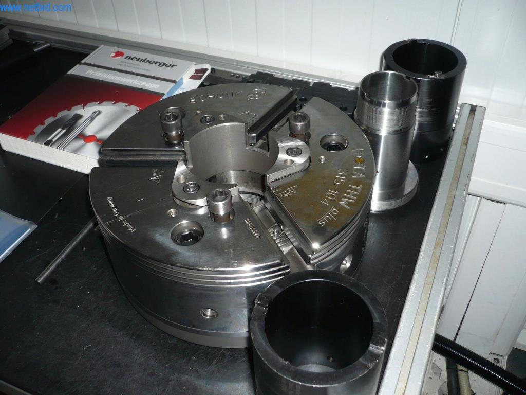 Centre de tournage/fraisage CNC / machines, chariots de manutention, équipement de bureau et de commerce-10