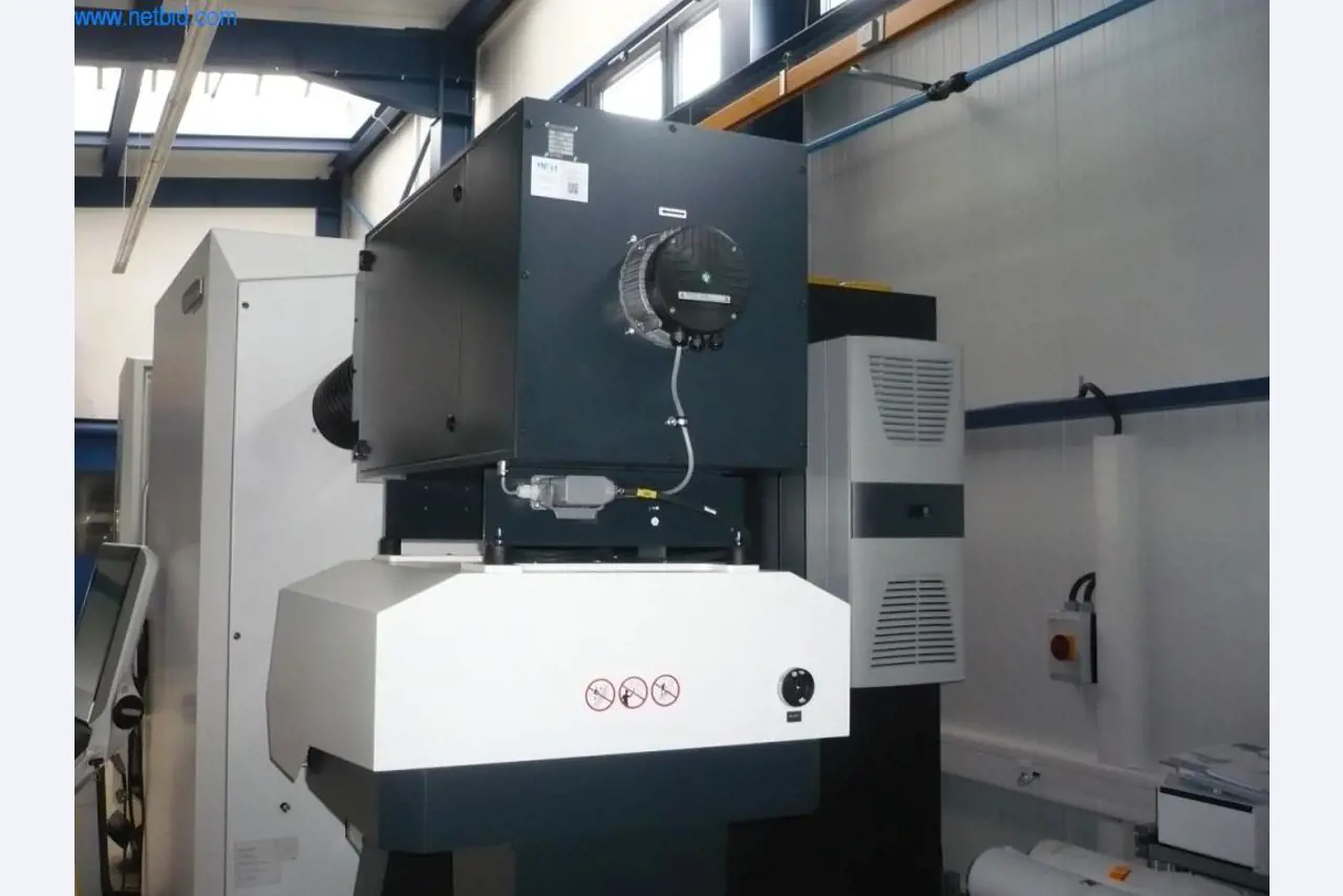 CNC soustružnicko-frézovací centra / stroje, průmyslové vozíky, kancelářské a obchodní vybavení-3